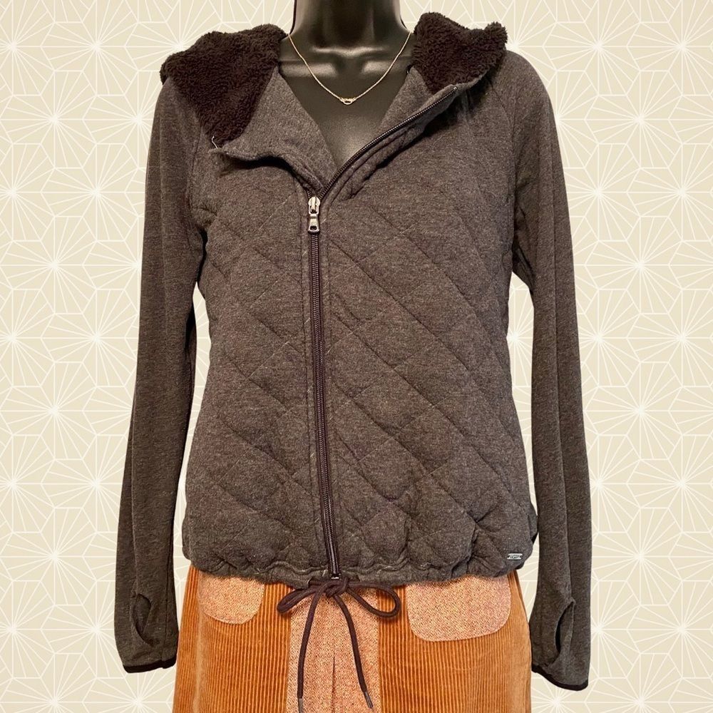 UGG Charcoal Grey Quilted Jacket, Thumbholes, Hoodie, Full Zip, Drawstring, Cozy